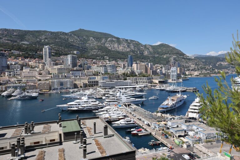 Port Hercule and Monte-Carlo